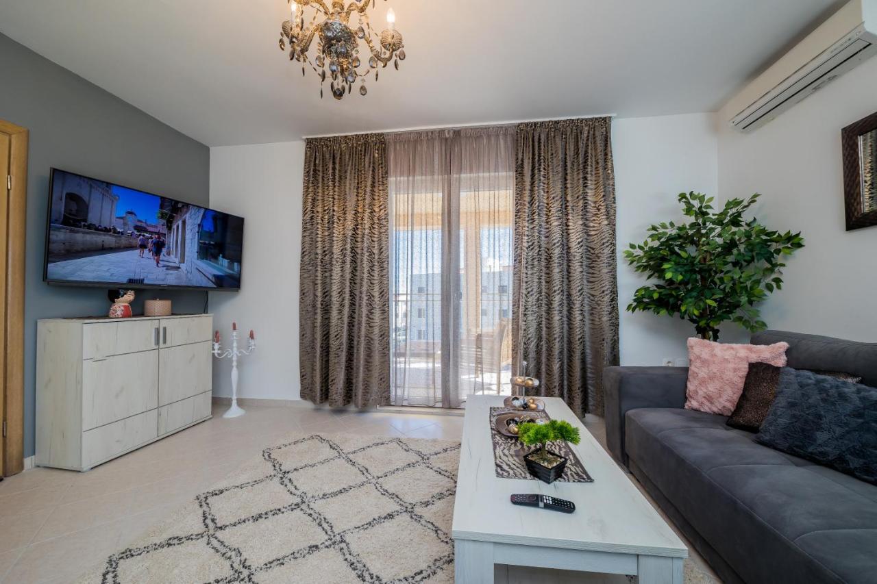 Ivana Apartment 特罗吉尔 外观 照片