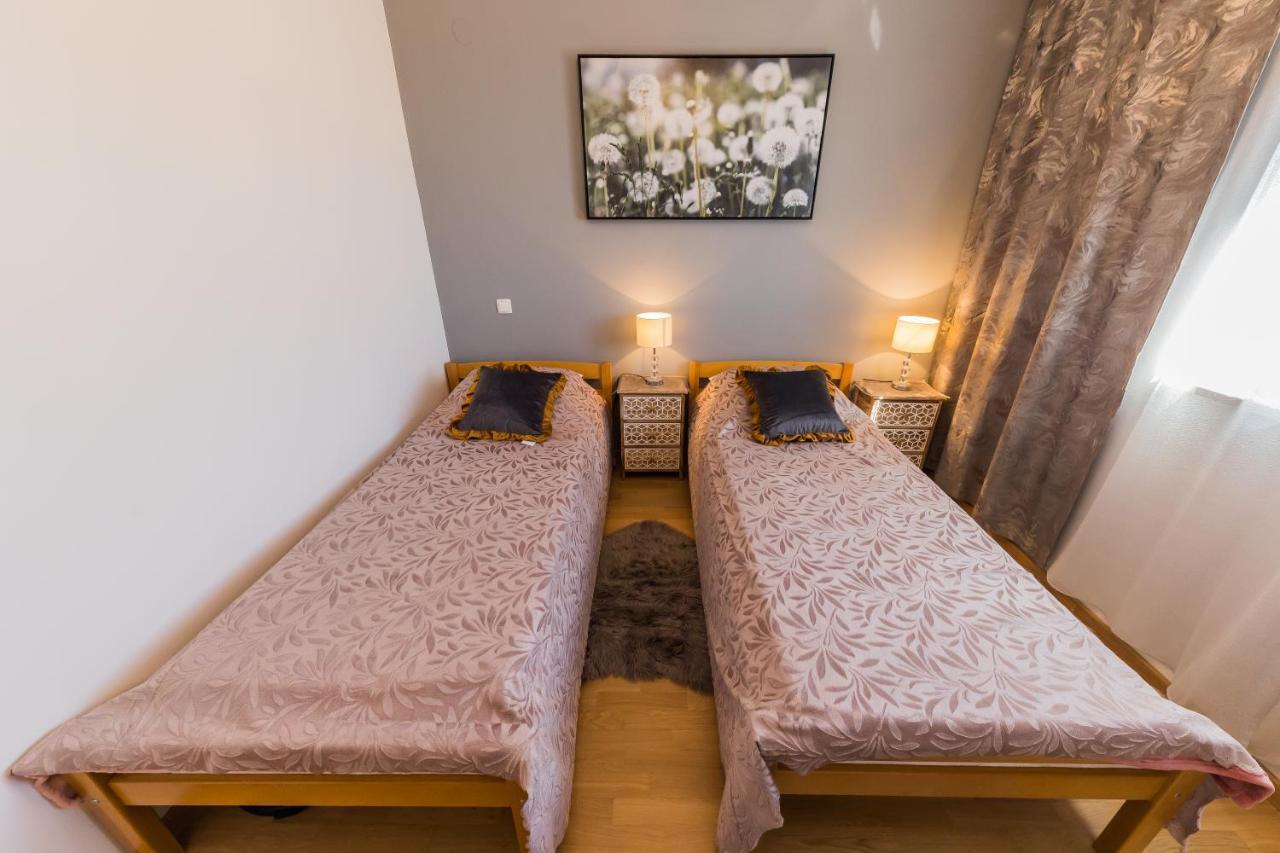 Ivana Apartment 特罗吉尔 外观 照片